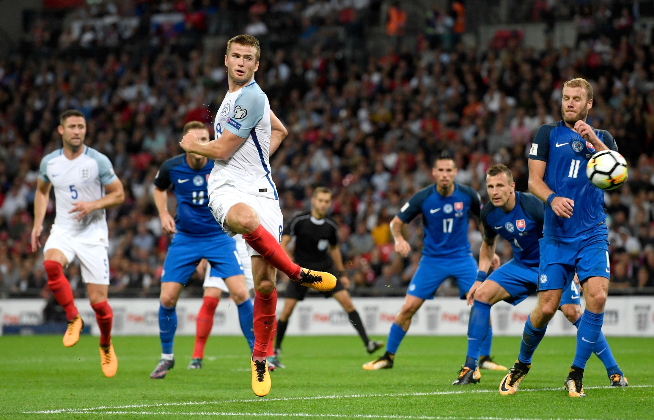 但足球的世 但足球的世