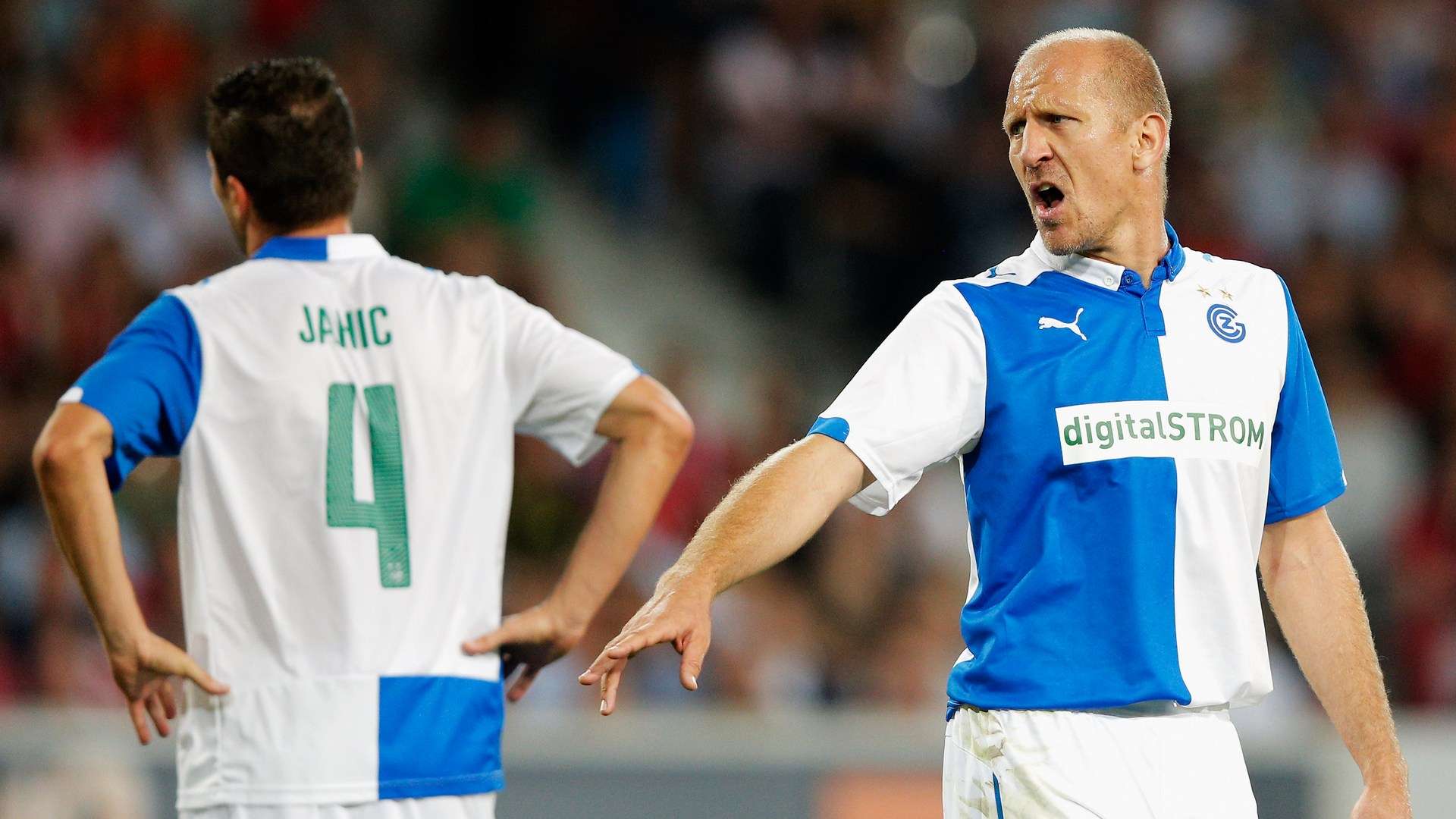 在社交媒體 在社交媒體