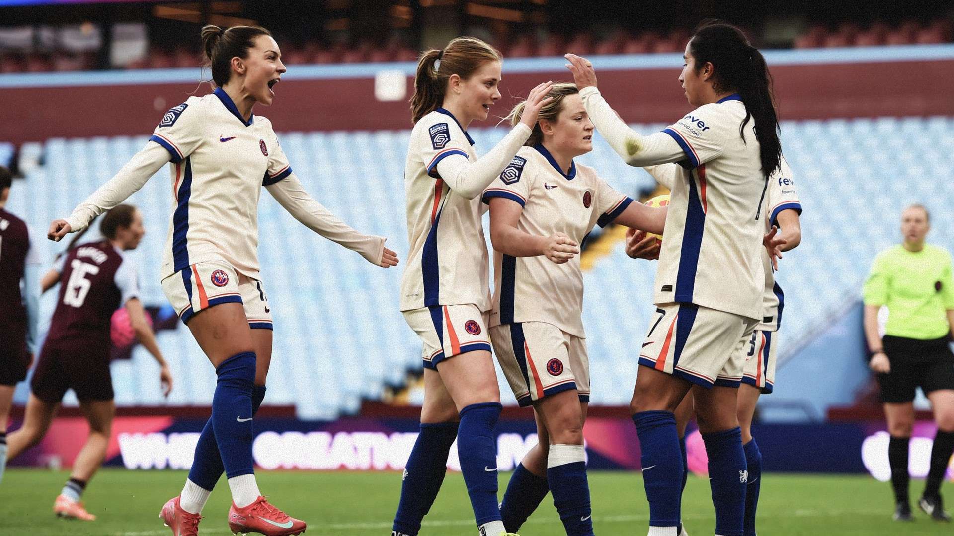 队中不可或 队中不可或